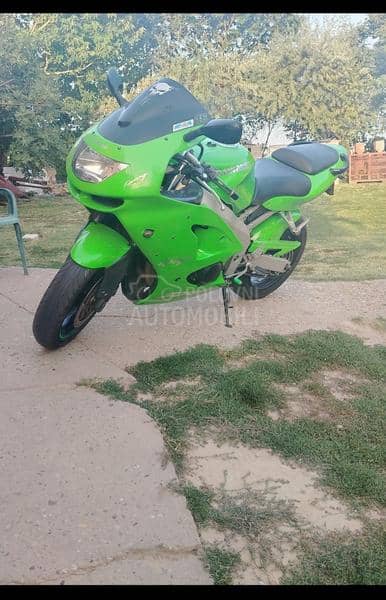 Kawasaki zx6r