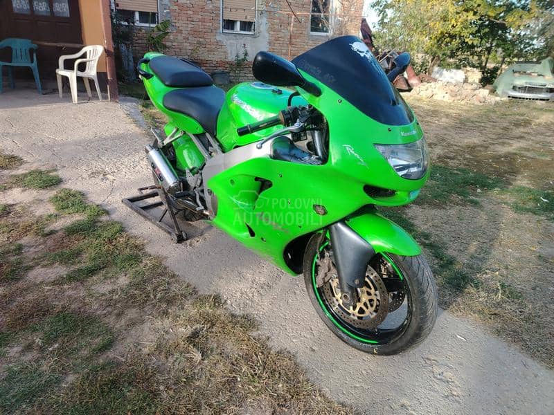 Kawasaki zx6r