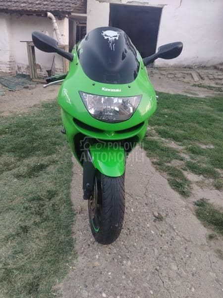 Kawasaki zx6r