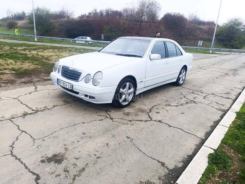 Mercedes Benz E 200 CDI