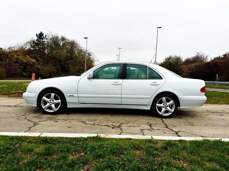 Mercedes Benz E 200 CDI