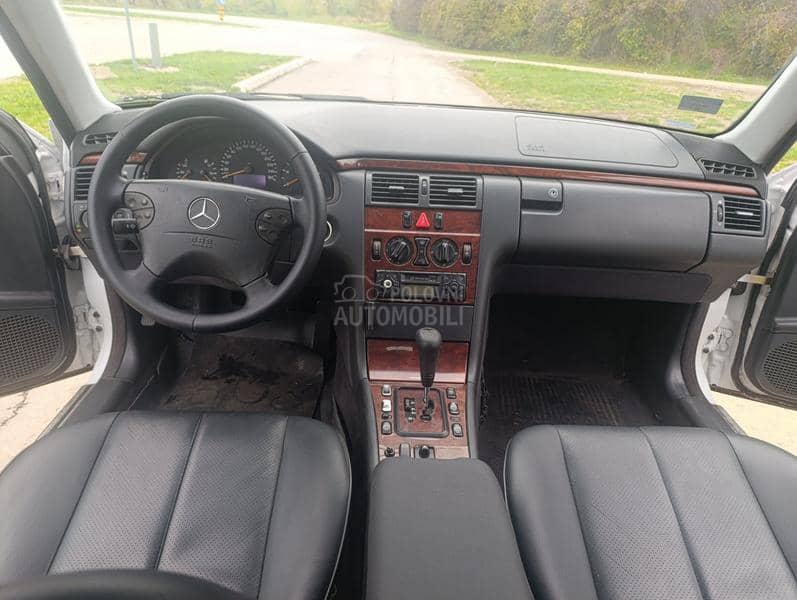 Mercedes Benz E 200 CDI