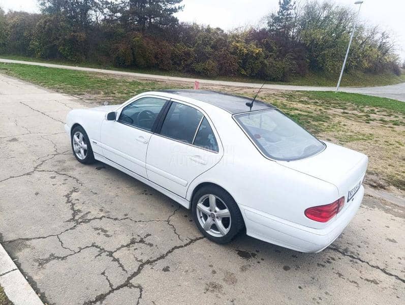 Mercedes Benz E 200 CDI