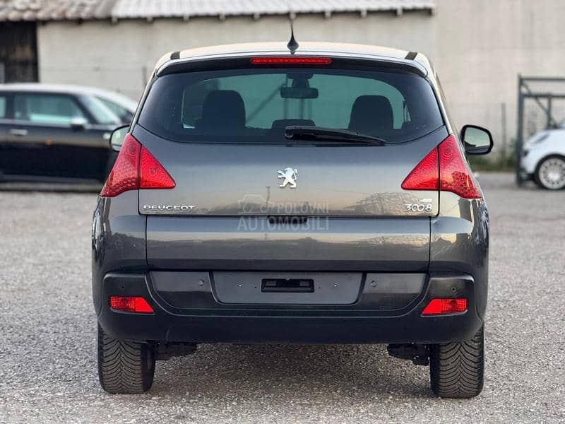 Peugeot 3008 1.6 eHDI NAVl/AUTO