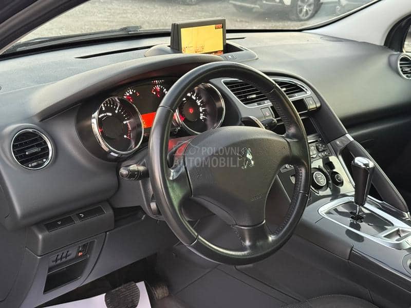 Peugeot 3008 1.6 eHDI NAVl/AUTO
