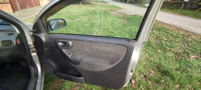 Opel Corsa C 1.0