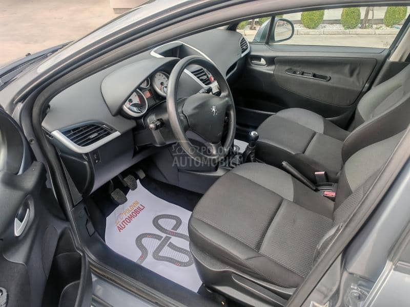 Peugeot 207 1.6hdi CH