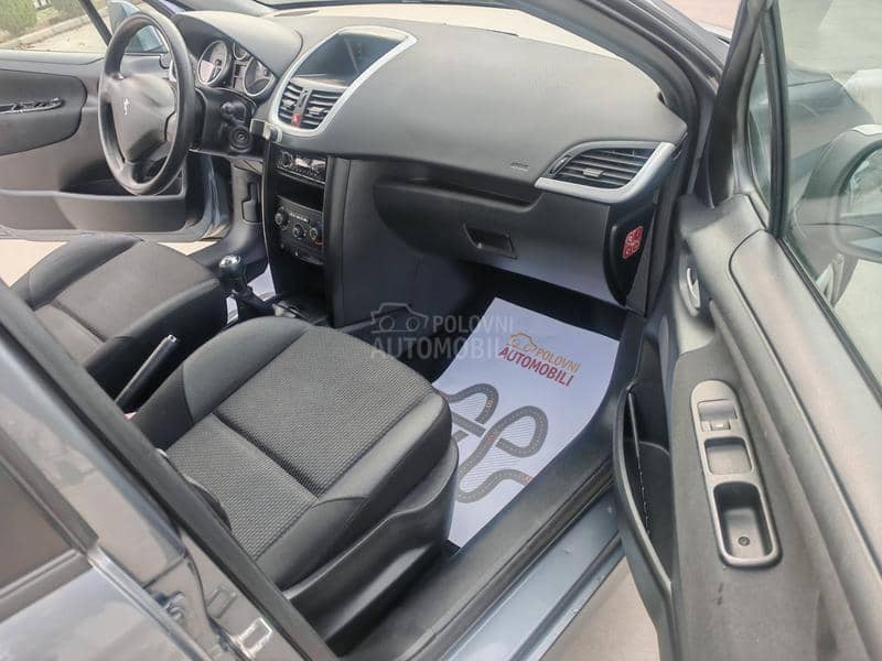 Peugeot 207 1.6hdi CH