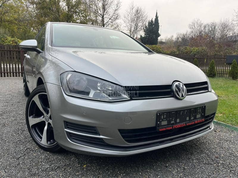 Volkswagen Golf 7 1.6tdi / N.A.V.I