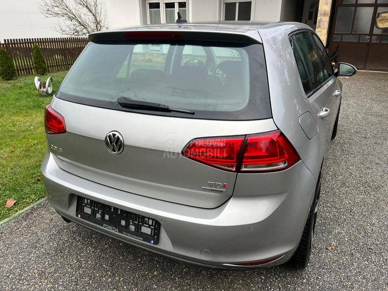 Volkswagen Golf 7 1.6tdi / N.A.V.I