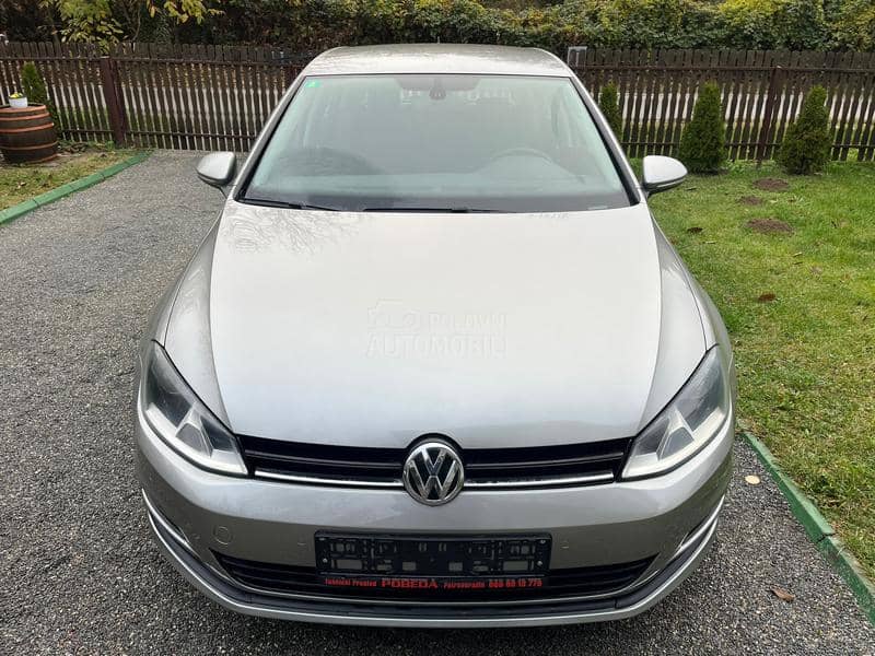Volkswagen Golf 7 1.6tdi / N.A.V.I