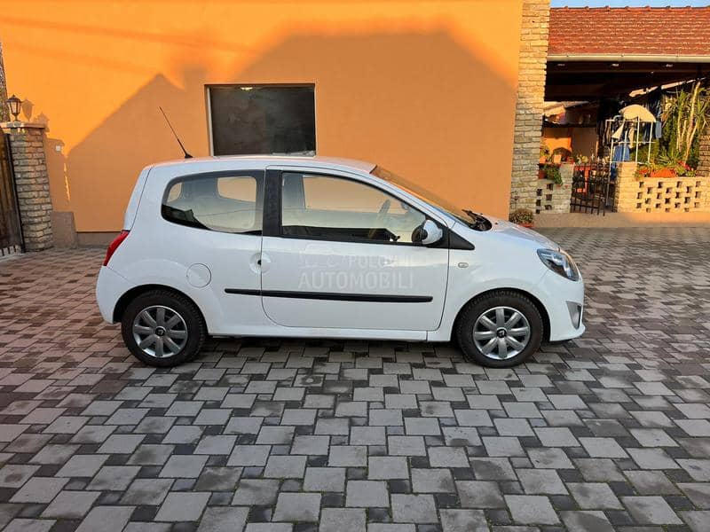 Renault Twingo 1.2 16 v