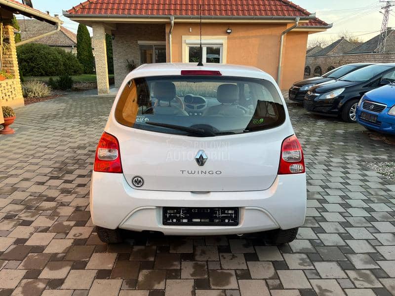 Renault Twingo 1.2 16 v