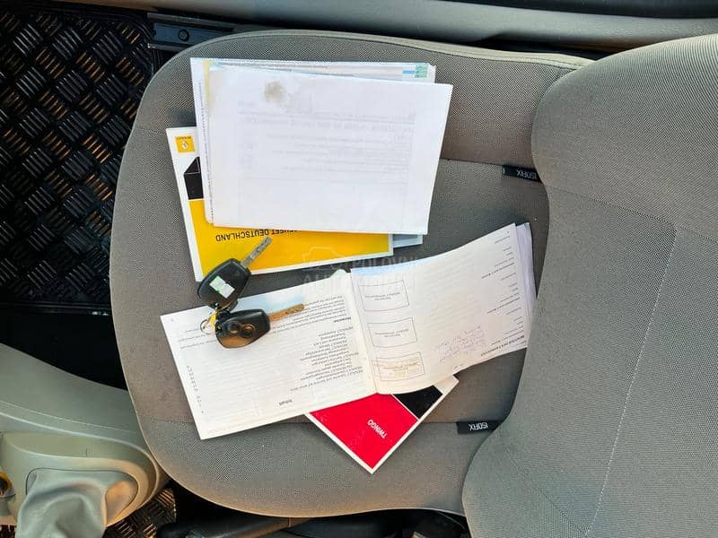 Renault Twingo 1.2 16 v