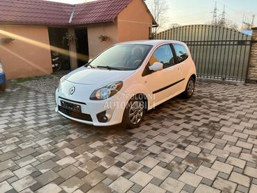 Renault Twingo 1.2 16 v
