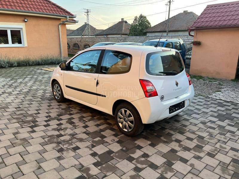 Renault Twingo 1.2 16 v