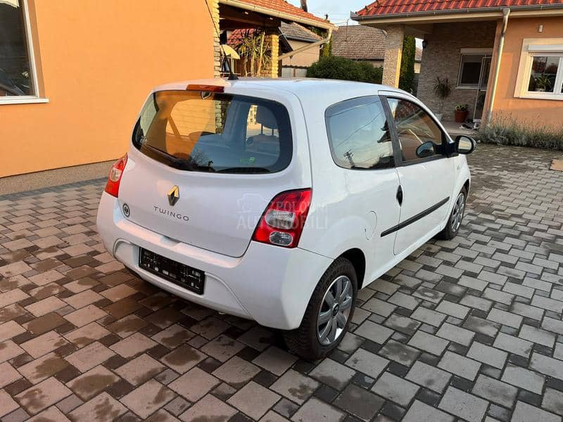 Renault Twingo 1.2 16 v