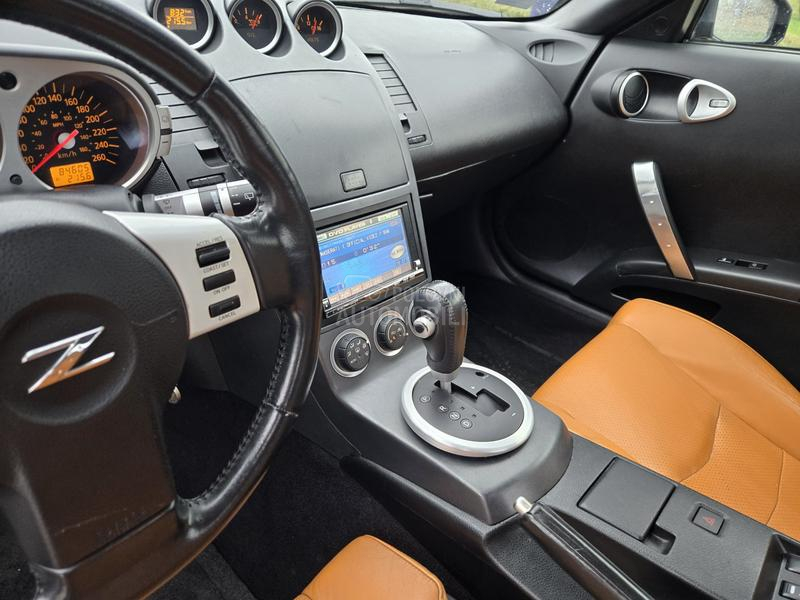 Nissan 350Z 
