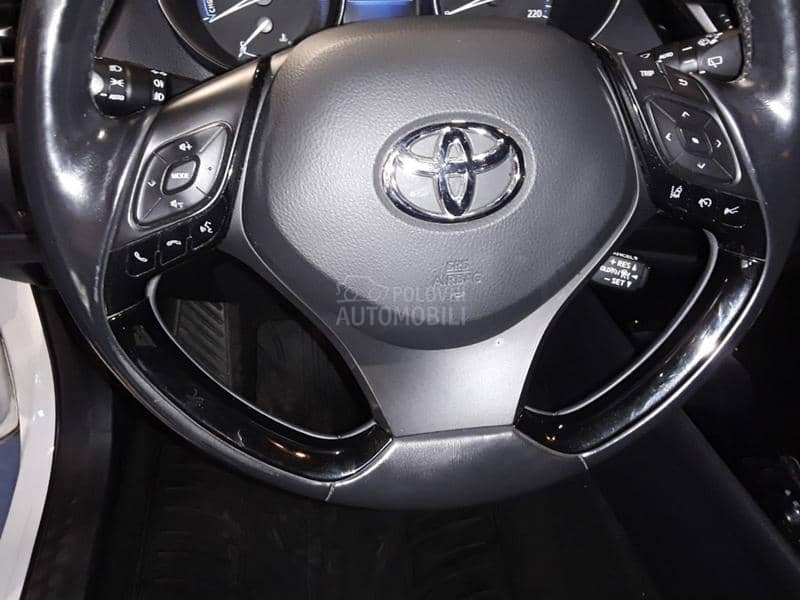 Toyota C-HR E.x.t.r.a