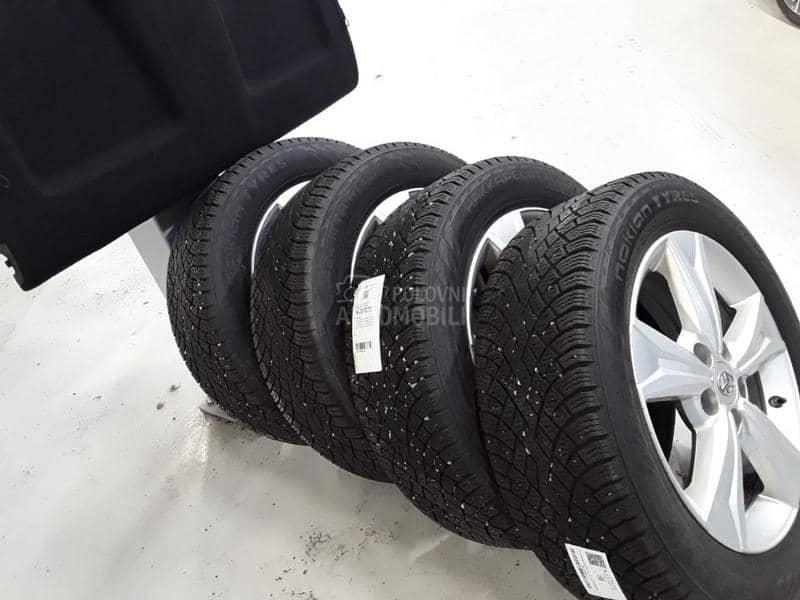 Toyota C-HR E.x.t.r.a