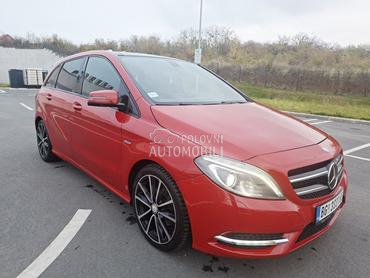 Mercedes Benz B 180 