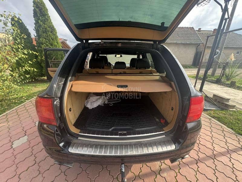 Porsche Cayenne turbo