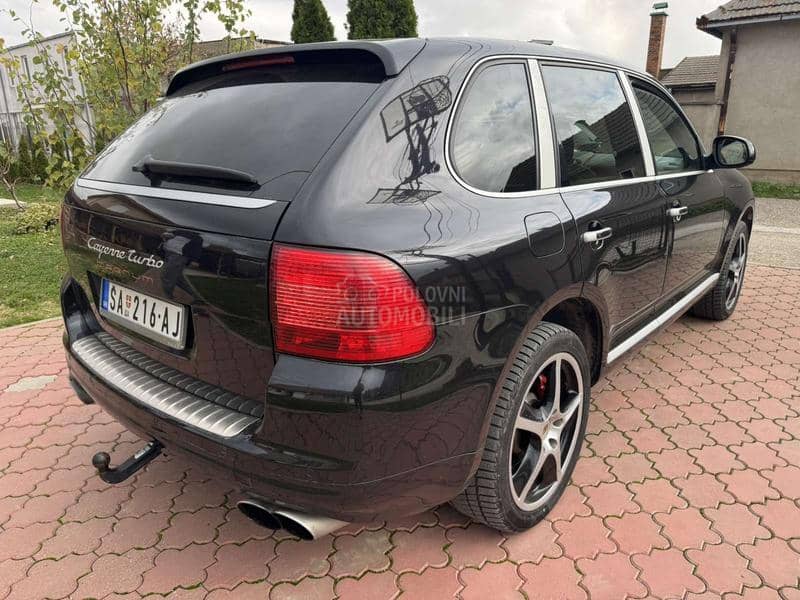 Porsche Cayenne turbo