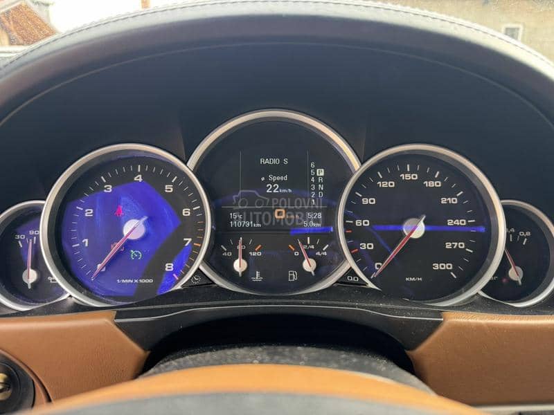 Porsche Cayenne turbo