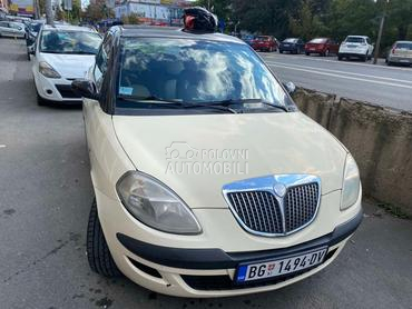 Lancia Ypsilon 