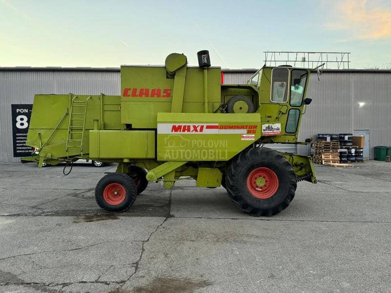 Claas Dominator 85