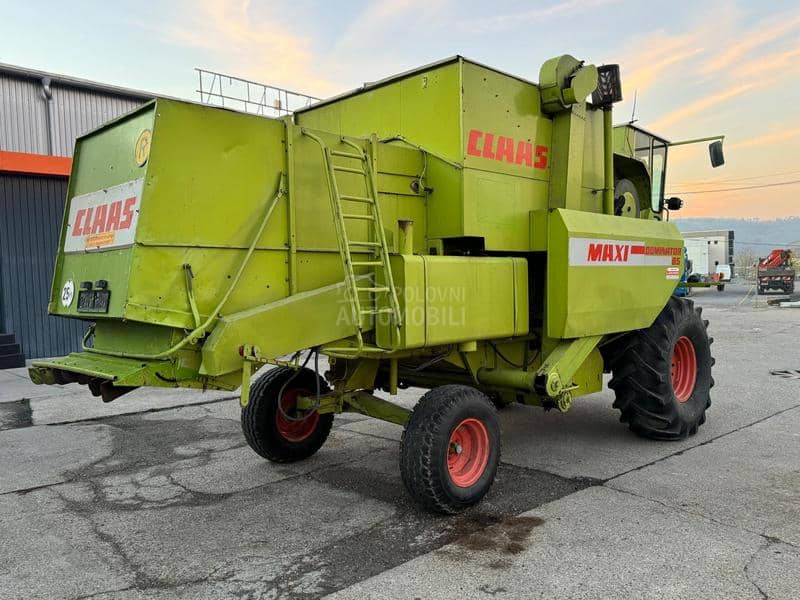 Claas Dominator 85