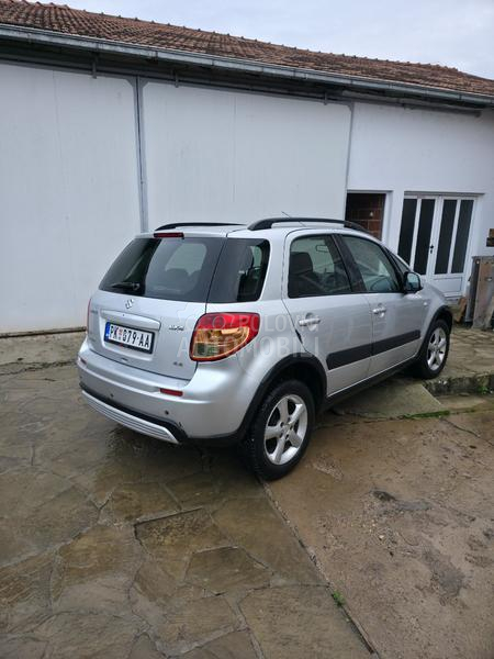 Suzuki SX4 