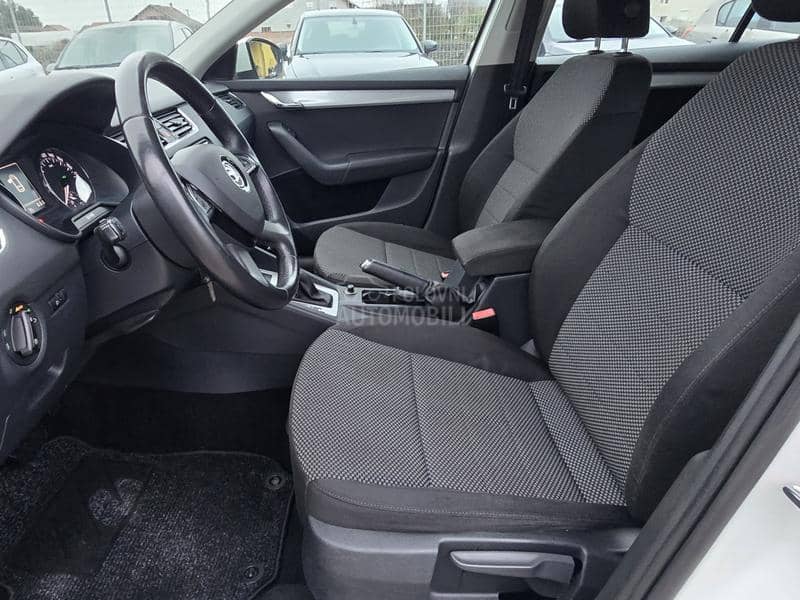 Škoda Octavia 1.6 tdi dsg nav