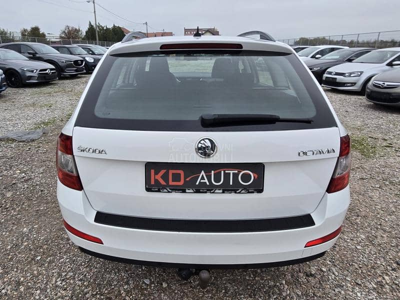 Škoda Octavia 1.6 tdi dsg nav