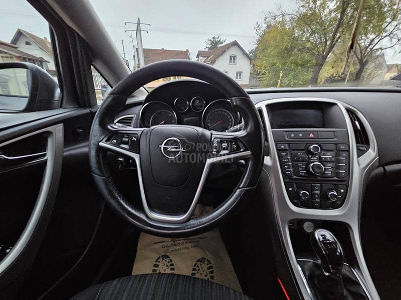 Opel Astra J 1.7 CDTI