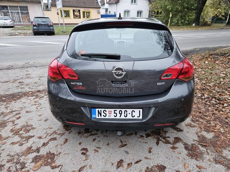 Opel Astra J 1.7 CDTI