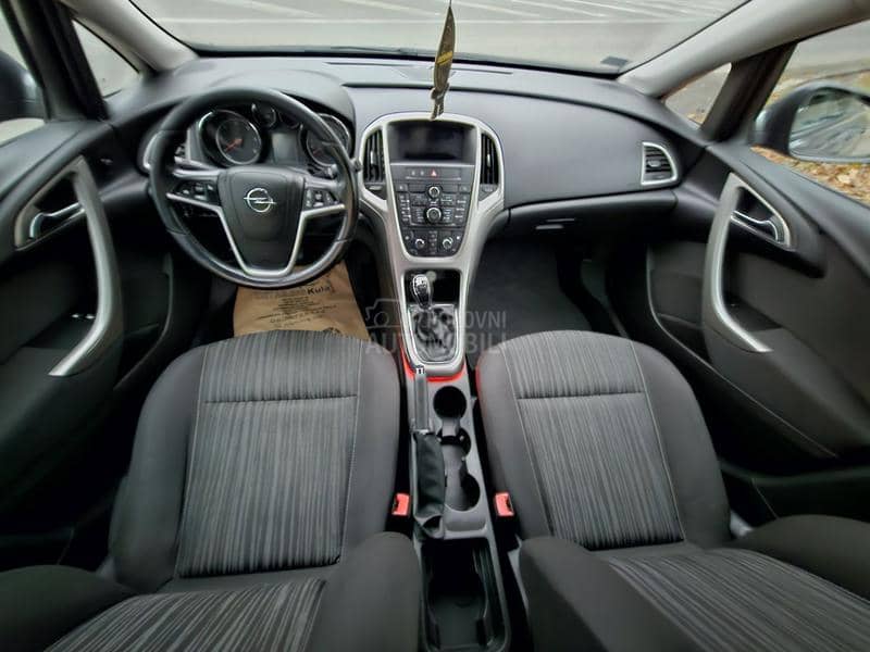 Opel Astra J 1.7 CDTI