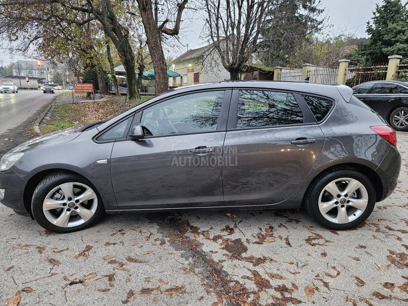 Opel Astra J 1.7 CDTI