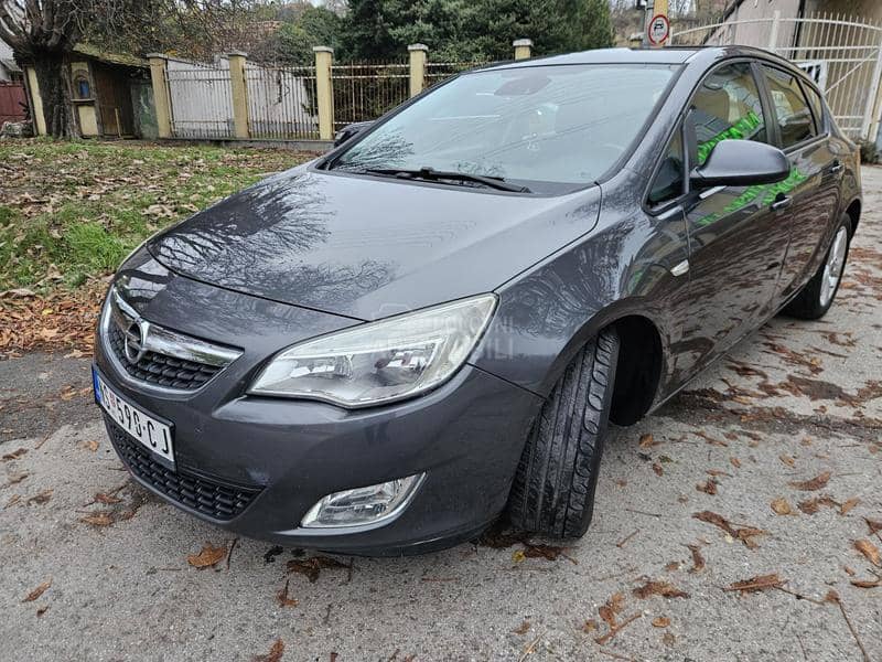 Opel Astra J 1.7 CDTI