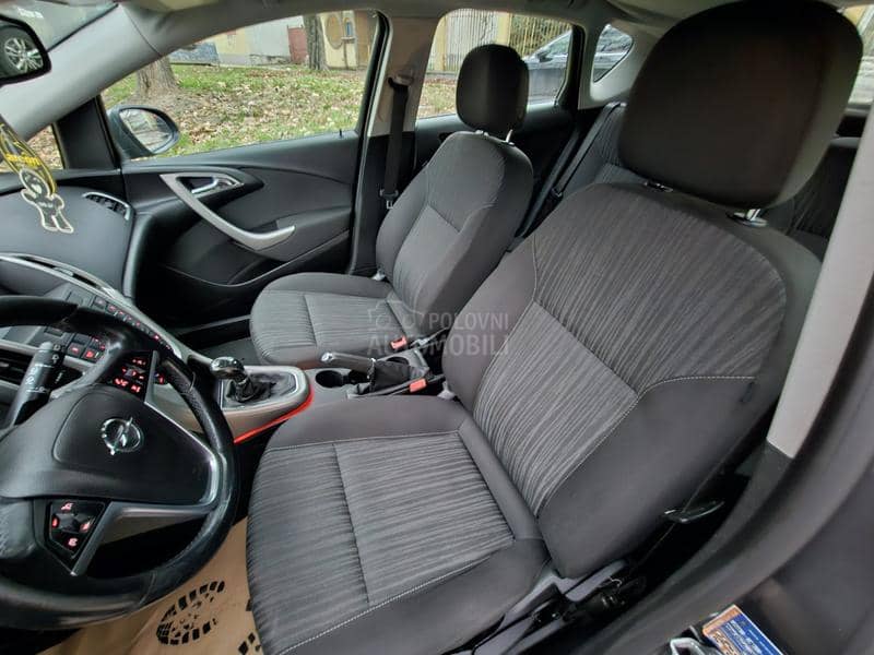 Opel Astra J 1.7 CDTI