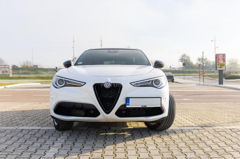 Alfa Romeo Stelvio Veloce 2.0 280