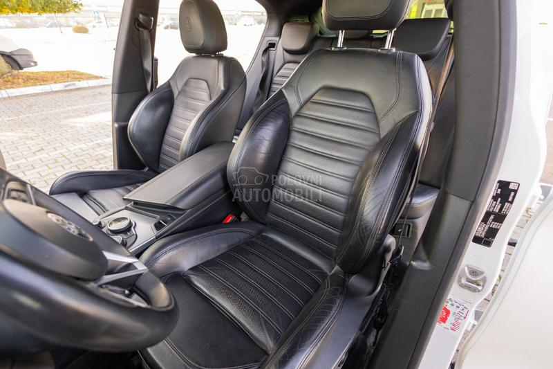 Alfa Romeo Stelvio Veloce 2.0 280