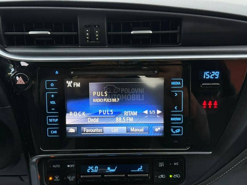 Toyota Auris 1.2b RESTAJL 120.000