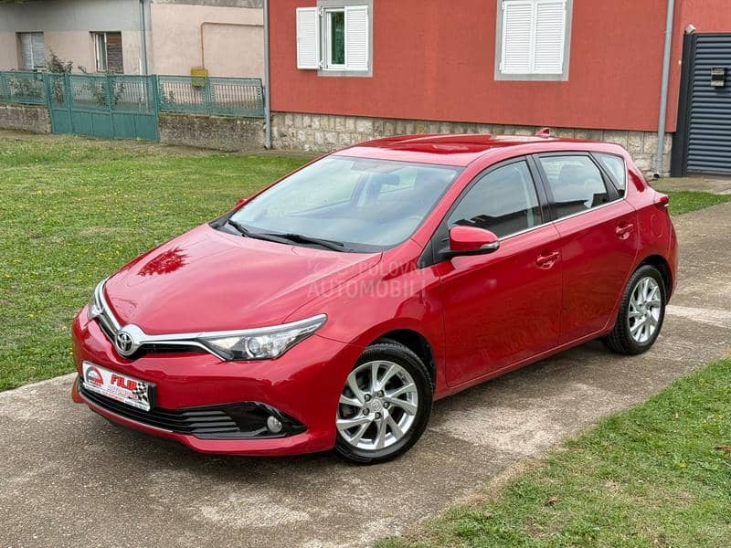 Toyota Auris 1.2b RESTAJL 120.000