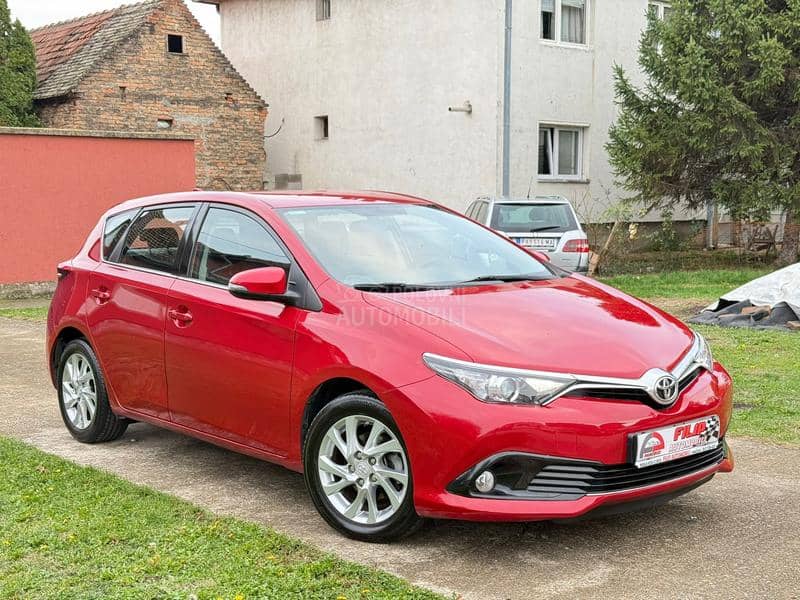 Toyota Auris 1.2b RESTAJL 120.000