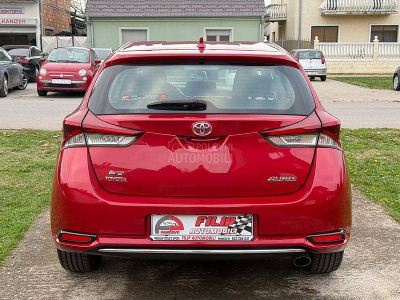 Toyota Auris 1.2b RESTAJL 120.000