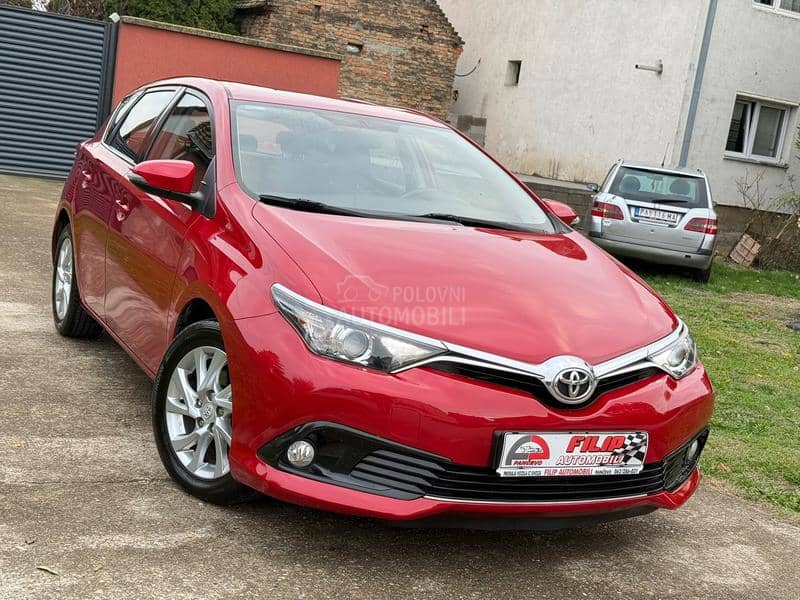 Toyota Auris 1.2b RESTAJL 120.000
