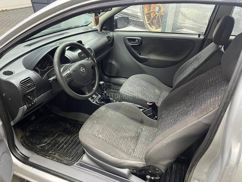 Opel Corsa C 1.0