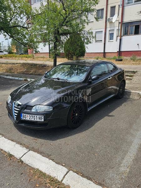 Alfa Romeo GT 