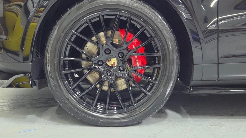 Porsche Cayenne E-HYBRID